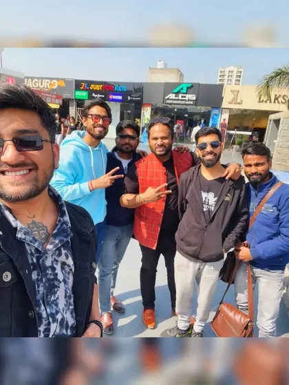 Off to Jaipur with the Sufmonks band for a Sufi night. I collaborate with various artists and bands for different projects.