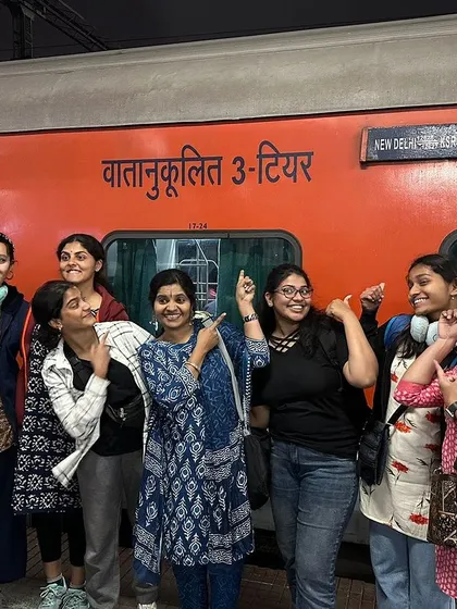 One more snap before we board the train to Delhi for the big event.