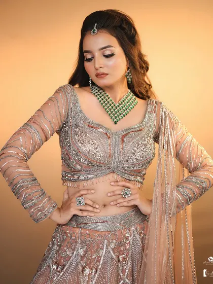 A gallery showcasing the wide variety of reception, party, and modern glam looks I can create for any special occasion.