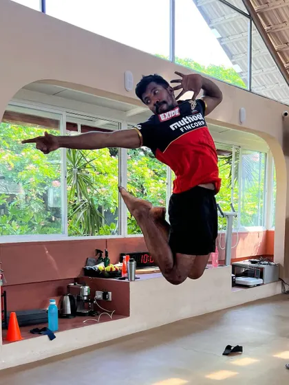 Capturing that post-workout jump for joy. Fitness should make you feel this alive.