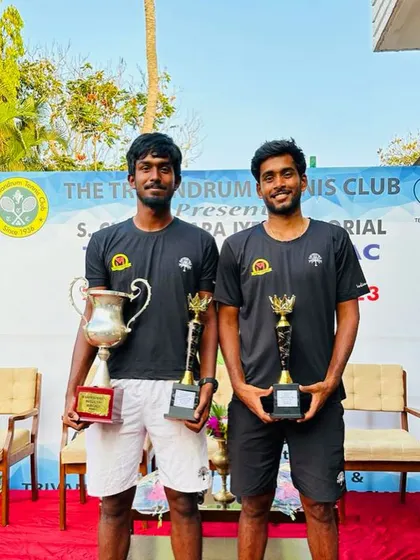 A great photo of our two players showcasing their singles winner and finalist trophies from the AITA 1 Lakh tournament.