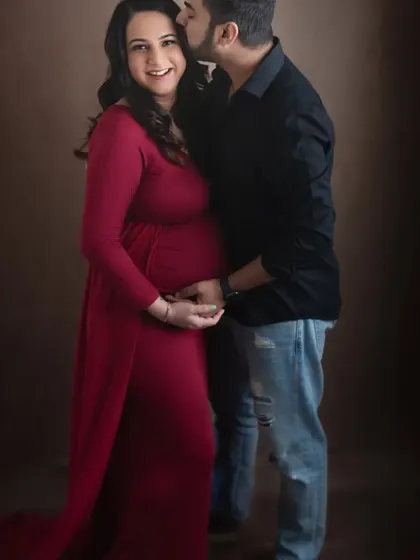 Including your partner in the maternity session makes the memories even more special. It’s a beautiful way to document the love and partnership that created this new life. These couple portraits are always filled with so much joy and anticipation.
