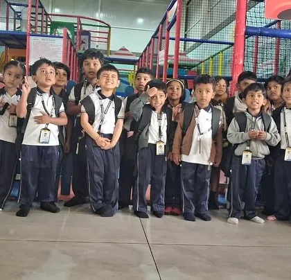 A group of well-behaved students and their teachers enjoying their outing. I welcome school groups and provide a fantastic environment for a day of recreational learning and play.