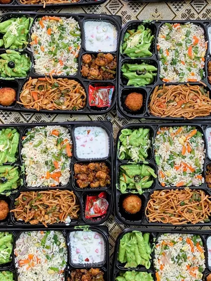 Convenience without compromise. These ready-to-eat meal thalis are perfect for corporate lunches or house parties. This order featured a delicious combination of Green Sauce Pasta, Veggie Pulao, Hakka Noodles, Babycorn Manchurian, and a Cheese Ball, all packed and ready to be enjoyed.