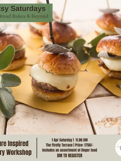 Art and food make the perfect pairing. Our specialty workshops often include a spread of delicious bites, like these mini burgers, to make the creative experience even more enjoyable.