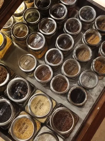 A roundup of some of my favorite easy storage solutions. This includes versatile storage cubes, jewelry organizers, shoe slots, makeup organizers, and mason jars for spices.