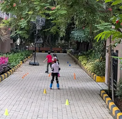 Our skating classes are a great way for kids to enjoy the outdoors and learn a new skill in a structured environment.