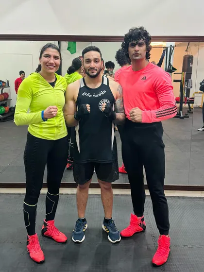Our members with one of the coaches after a successful boxing workshop. We are proud to provide expert coaching for everyone who walks through our doors.