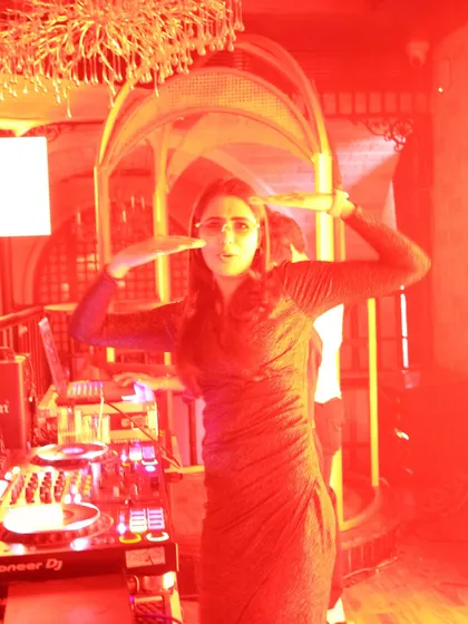 A fun, playful pose for the camera at Romeo Lane in Dehradun. While I take the music seriously, I never forget to have fun and share that joy.
