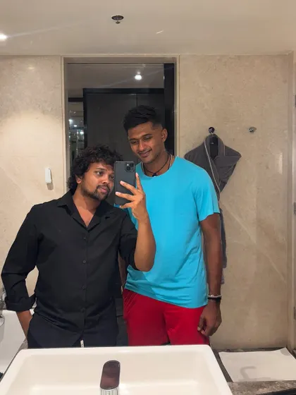 A mirror selfie with Sai Sudharsan.