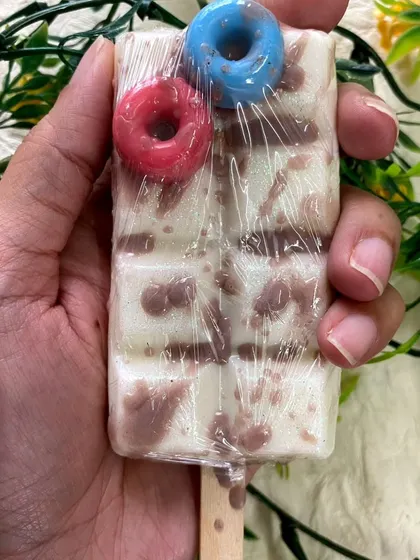 This vanilla-themed popsicle soap is drizzled with "chocolate" soap. It's a whimsical design that both kids and adults adore.