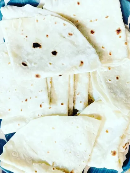 Nothing beats the comfort of soft, homemade phulkas or rotis with your meal. We make them fresh every day so you can enjoy them warm with our sabzis and dals, just like you would at home.