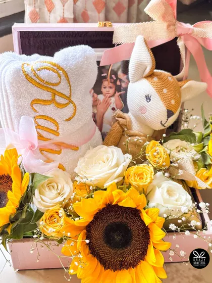 We had the absolute honor of creating this special sunshine-themed hamper for Alia Bhatt and her beautiful daughter, Raha. It was filled with personalized towels, fresh sunflowers, and lots of warmth.