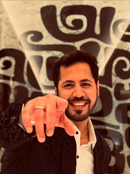 "Haiwaan with 0% Shaitaaniyat". A playful and confident pose that shows I'm ready to bring some fun and mischief to the party, all in good spirits.