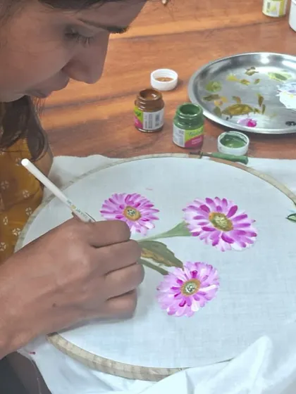 The final touches make all the difference. In our classes, you'll learn one-stroke painting and other techniques to add professional-looking details to your work.