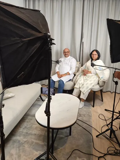 A photo from a successful work trip to Dubai. I had the opportunity to conduct several consultations and record some new material. Thank you, Dubai, for the wonderful memories.