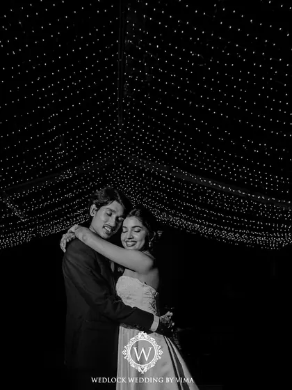 We lit up this cocktail night with dazzling chandeliers and strings of fairy lights. The grand gazebo and spacious dance floor set the stage for a night of unforgettable dance performances and celebration.