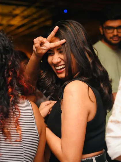 Peace and smiles on the dance floor. The nostalgia is real.
