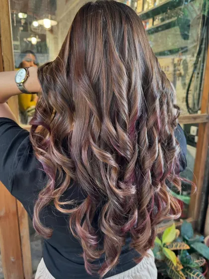 Another angle of the biscotti and plum color. The blend is so seamless and beautiful. (No filter)