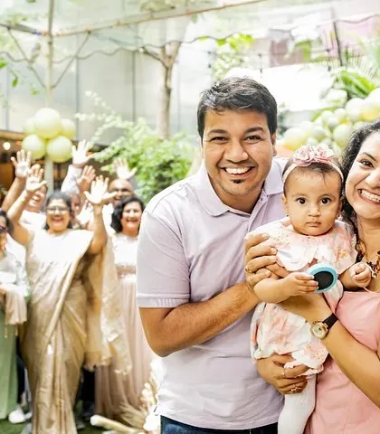 I also capture the fun and energy of first birthday parties. This family had a fantastic celebration, and I was there to document all the happy moments.