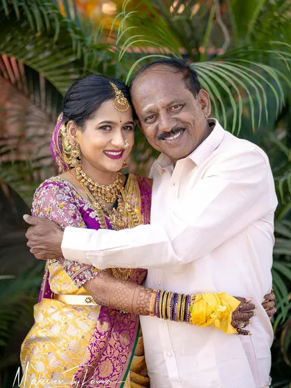 A beautiful portrait of the bride and her proud father.