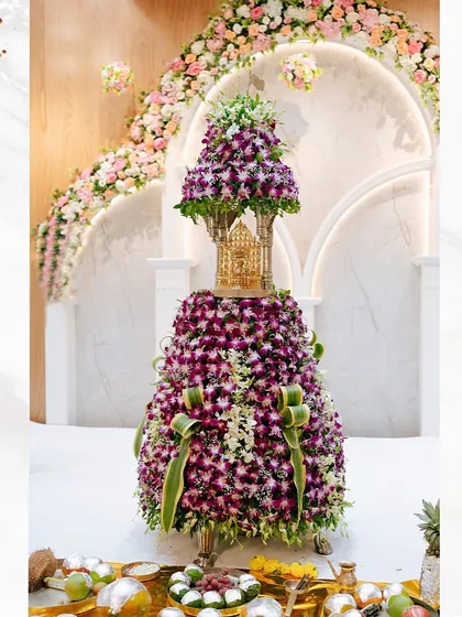 A perfect arrangement of orchids for a Siddhachakra Pujan. We weave together details that set a serene and auspicious vibe for your religious ceremonies.
