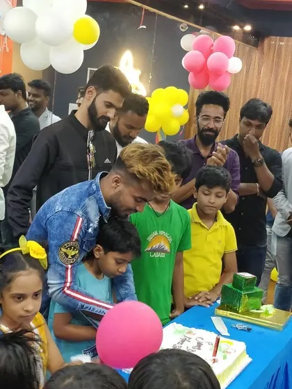 A proud moment from our studio inauguration. Surrounded by friends, family, and students as we cut the cake and started this beautiful journey together.