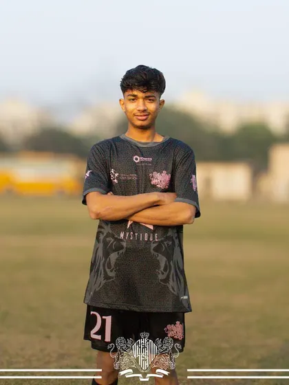 U17 Lion, confident and composed.