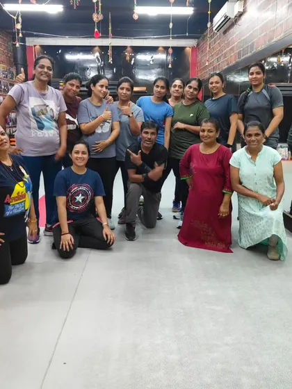 A great turnout for another energetic session. Our community is what makes working out here so special.
