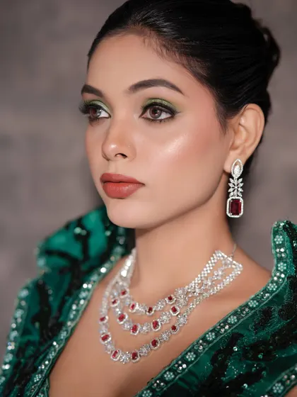 A profile view of the glam makeup demo.