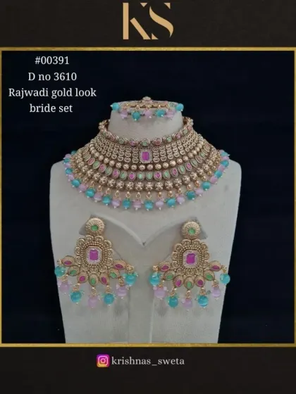 A multi-color version of our Rajwadi bridal set, featuring a playful mix of pink and blue beads.