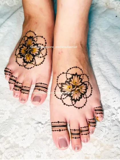 Another angle of the minimalist feet design, showing how beautifully it complements the feet without being overpowering.