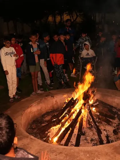 The team gathered around a bonfire during the Ooty tour, a perfect moment for storytelling and bonding.