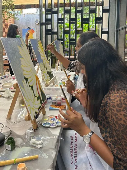 We hosted a fantastic corporate sip and paint for EYGBS in Indiranagar. It was an amazing evening of creativity, fun, and team bonding over brushes and drinks.