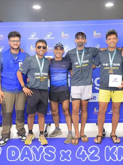 7 days x 42 KM. The Titans of Fatigue Training. They ran a full marathon every day for a week. This is discipline in motion.