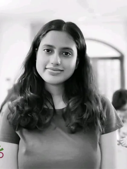 Meet Rishika, a community manager who loves exploring food. No matter what she tries, her go-to comfort food is the Bengali classic 'aloo posto-dal-bhaat' made by her father.