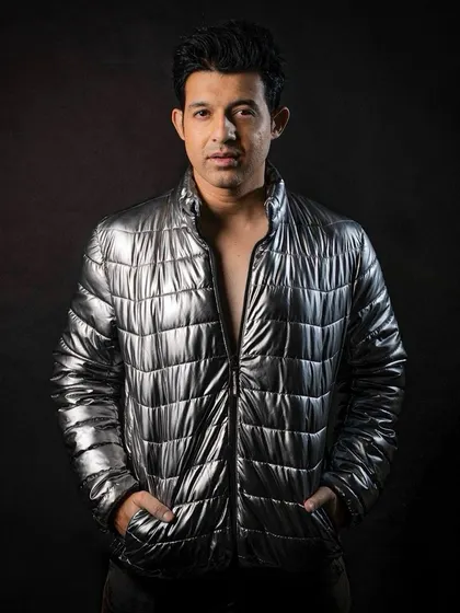 A shot from a recent photoshoot. Sometimes you have to rock the silver jacket without a shirt.