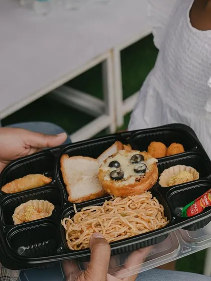 Party food is just as important as the art! I can help arrange delicious and kid-friendly meal boxes to make your celebration completely hassle-free.