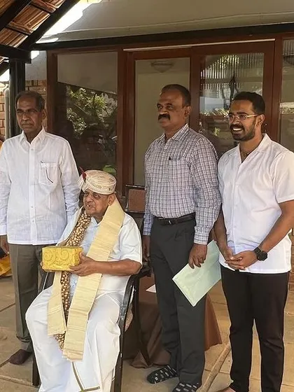 Our HITYOGA team was invited as guests to the inaugural function of KRS Yoga Academy, another affiliated center. It was an honor to speak and share the stage with Dr. H R Nagendra Guruji.