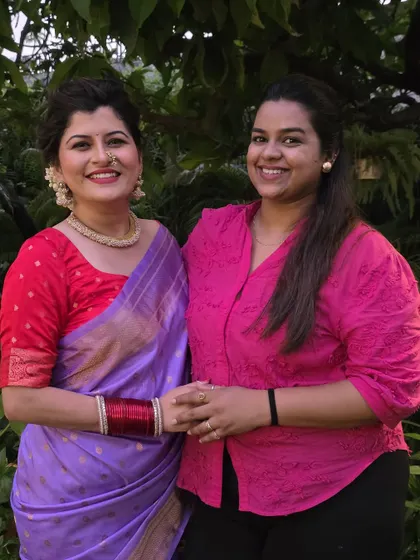 With the amazing Savaniee Ravindrra, the singer and star of the music video.