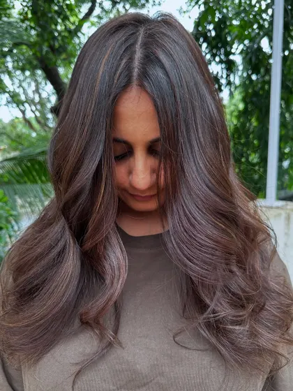 A final shot of the beautiful 'Chestnut Brown' color.