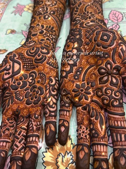The complete look of the personalized bridal hands. This is a truly unique design for the bride.