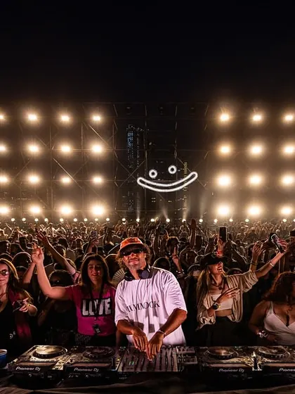 The full view of the Mumbai crowd for &ME, showing the scale of the event and the incredible turnout for one of the Keinemusik legends.