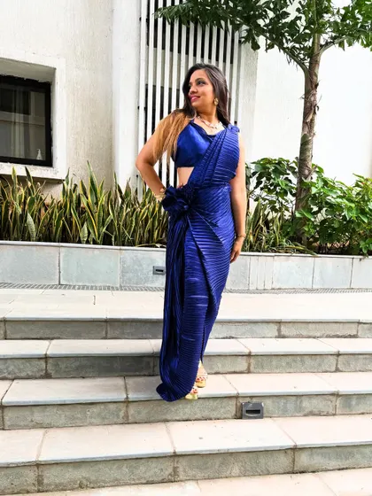 Another angle of this innovative drape, perfect for making a bold statement.