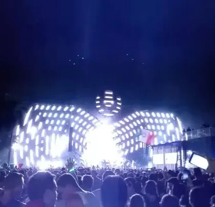 Another shot of the epic stage production at Ultra Miami. The visuals were mind-blowing.