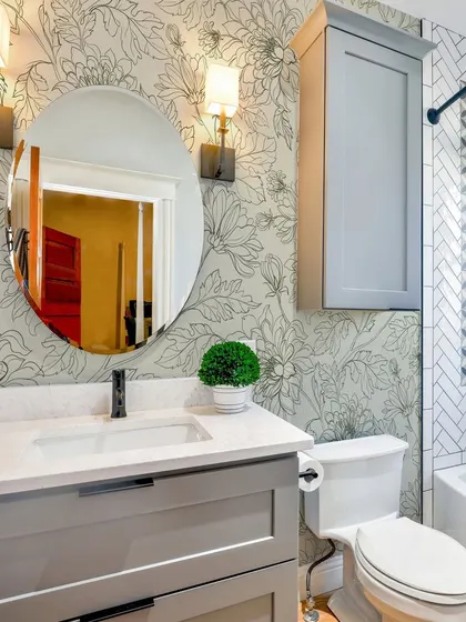This bathroom is transformed into a serene space with our Chrysanthemums Floral Pattern wallpaper. The delicate floral line art adds a touch of sophistication and tranquility.