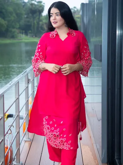 For this ethnic wear lookbook, the goal was to capture the vibrant color and delicate embroidery of the kurta. The relaxed pose and outdoor setting create a look that is both stylish and accessible for customers.