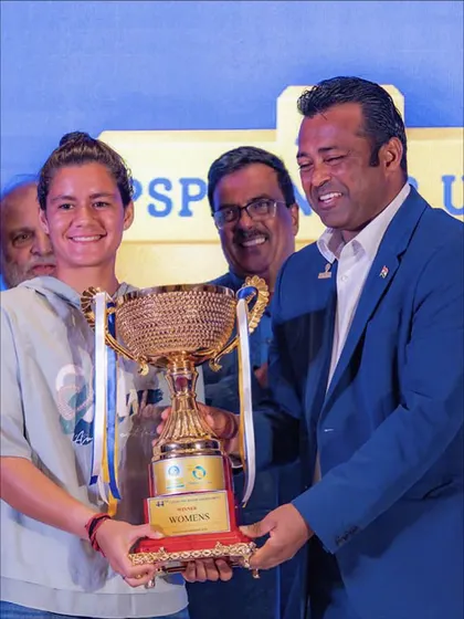 This is what the grind looks like. I am incredibly proud of my player Riya Sachdeva and her team for winning the Women's Team Event title at the 44th PSPB Tennis Tournament.