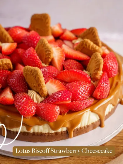 My Lotus Biscoff Strawberry Cheesecake, another star from the strawberry collection.