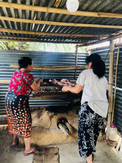 Here is our team in Nagaland preparing a fresh batch of pork for smoking. This traditional process, done over an open fire, is what gives our smoked pork its authentic, unforgettable flavor.